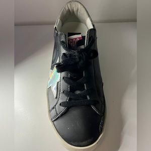 Golden Goose black leather and silver star/details